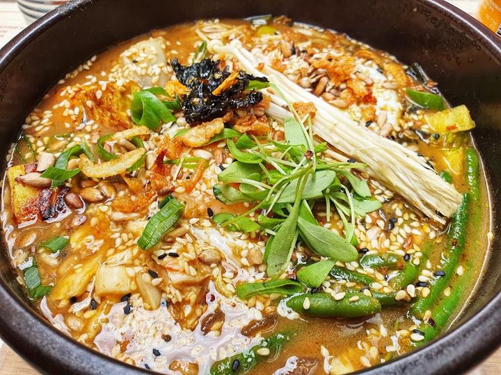 Ramen végétarien fait maison — Yummy Bowl Bruxelles
